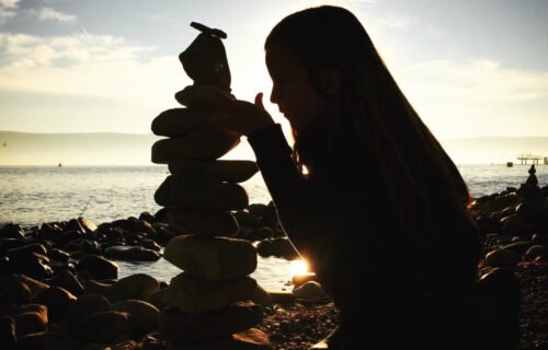 How to Manifest Emotional Healing: Release the Past and Reconnect With Yourself